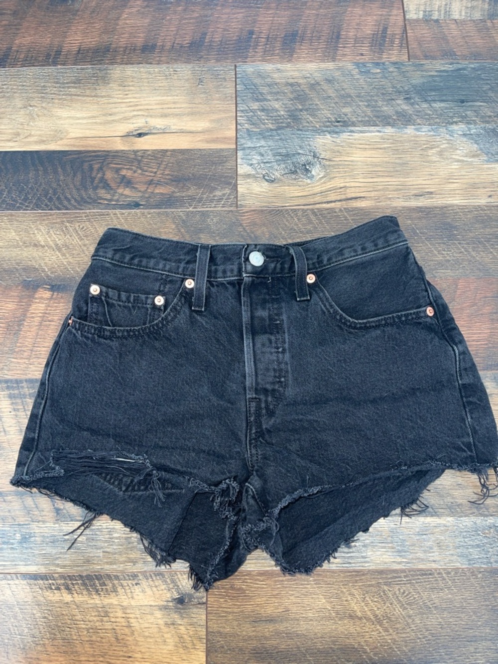 Black Levi’s Denim Shorts